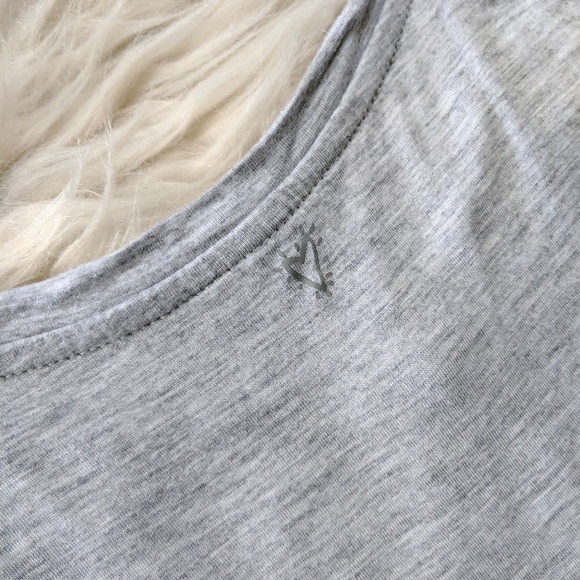 Betsey Johnson Performance Velvet Love Top - Picture 2 of 6